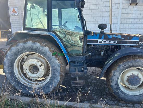 Tractor agrícola - Ford - 8340 DT + CUBA DE 9000 LTS