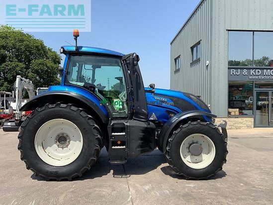 Tractor agrícola - Valtra - t154 hi tech tractor (st26619)