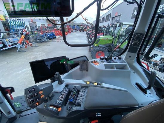 Tractor agrícola - Valtra - t215 direct