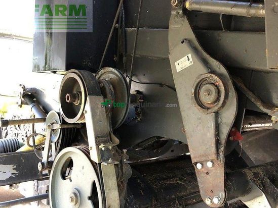 Empacadora gigant - Claas - quadrant 3400