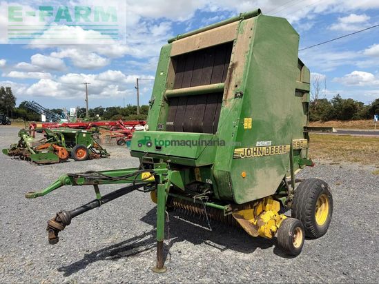 Empacadora gigant - John Deere - presse à balles rondes 590 . john deere