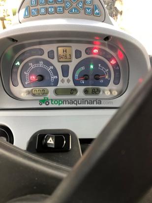 Tractor agrícola - New Holland - T7.235SW con pala 