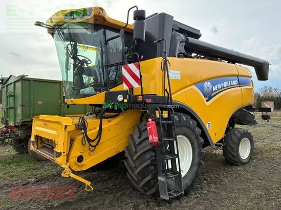Cosechadora de Cereal - New Holland - cx 5090