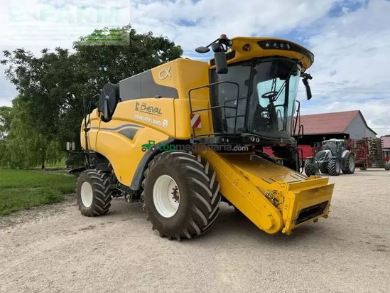 Cosechadora de Cereal - New Holland - cx 8.70