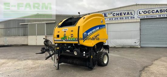 Empacadora gigant - New Holland - roll belt 180 se