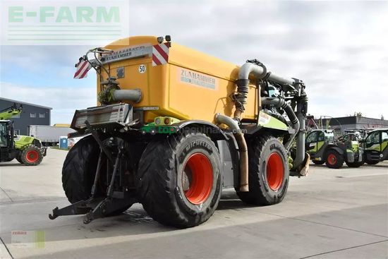 Esparcidor - Claas - xerion 4000 saddle trac SADDLE TRAC