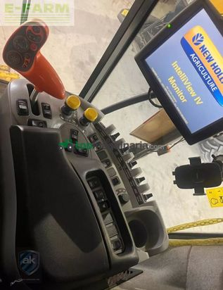 Cosechadora de Cereal - New Holland - cr8080