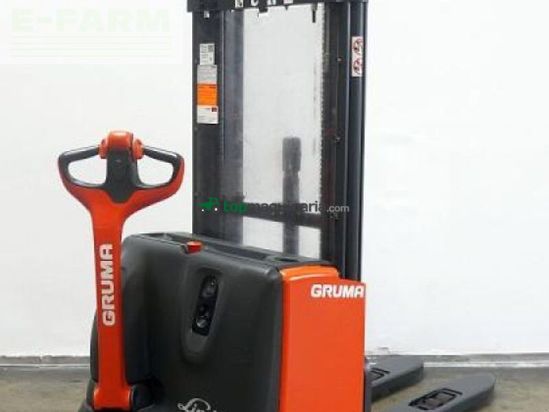 Elevadora - Linde - l 12 i 1172