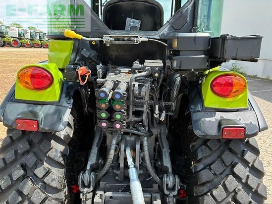 Tractor agrícola - Claas - nexos 220 s