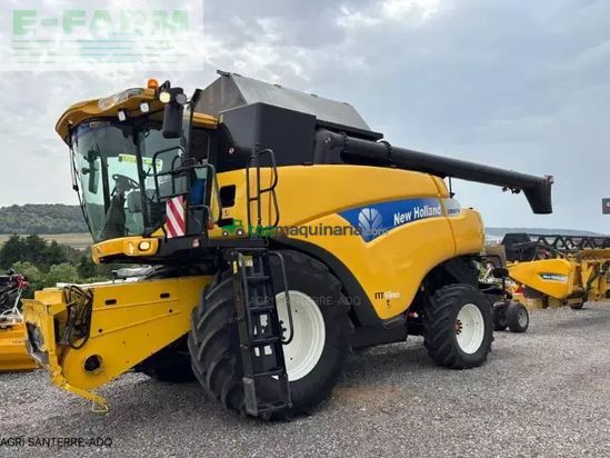 Cosechadora de Cereal - New Holland - cr 9070