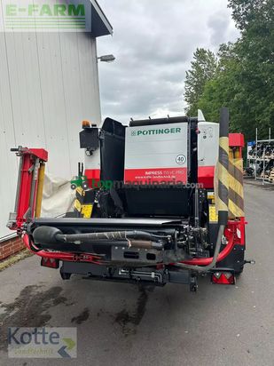 Empacadora gigant - Pöttinger - impress 155 vc pro