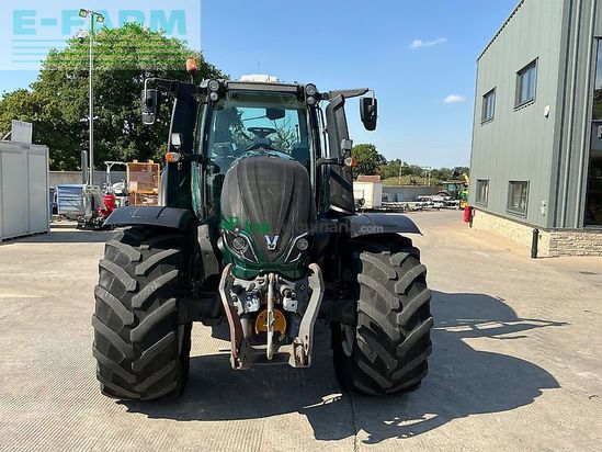 Tractor agrícola - Valtra - t254 versu tractor (st26250)