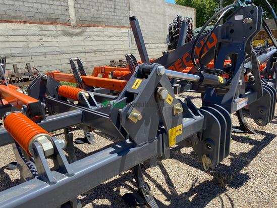 CHISEL rastrojero MANDAM 4m