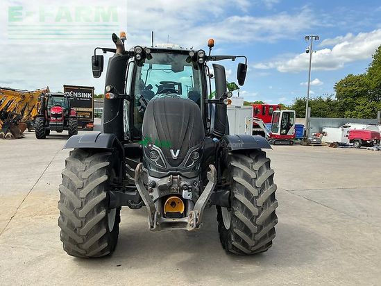 Tractor agrícola - Valtra - t254 versu tractor (st26300)