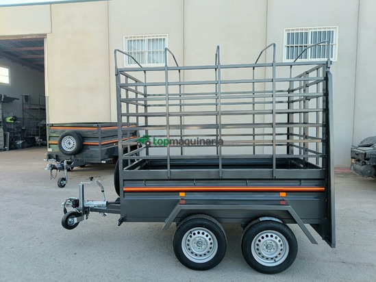 Remolque  caja fija 2 ejes con freno 2200x1300x500+1100+arquillos