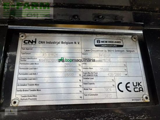 Cosechadora de Cereal - New Holland - cr 8.90 raupe