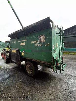 Remolqu esparcidor - Keenan - mecafibre340