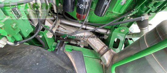 Cosechadora de Cereal - John Deere - 8300