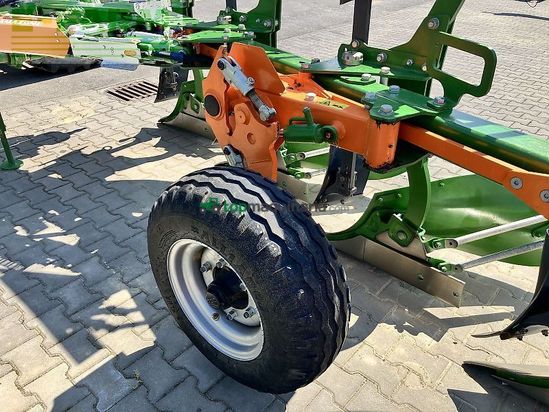 Arado - Amazone - teres 200 v - 5 schar