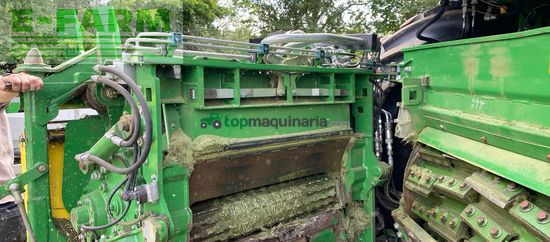 Cosechadora de Cereal - John Deere - 8700