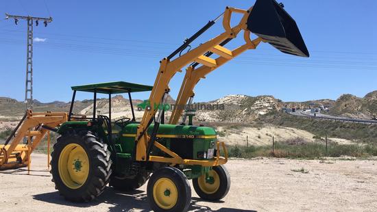 Tractor agrícola - John Deere - 3140 con pala