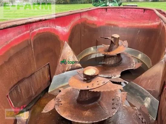 Remolqu esparcidor - BVL - v-mix plus futtermischwagen