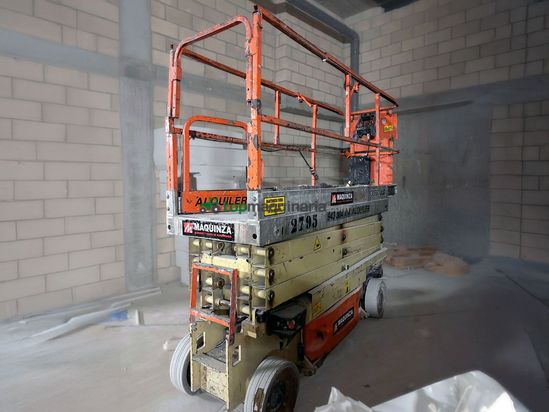 Tijera JLG 2630ES
