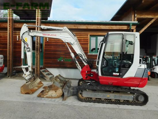 Excavadora - Takeuchi - tb 250 mit powertilt + hydr. sw + 4 löffel