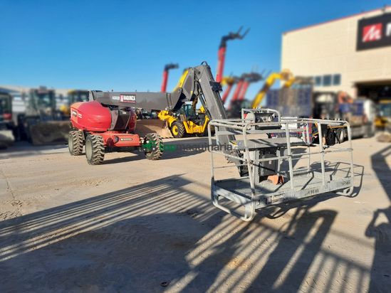 Brazo MANITOU 280TJ