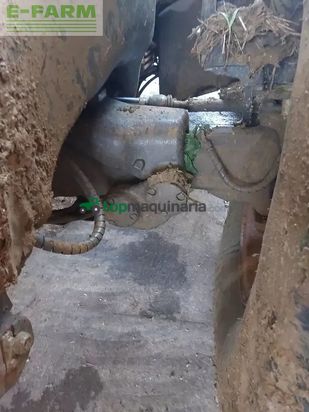 Tractor agrícola - Claas - axion 810 cmatic (2) CMATIC