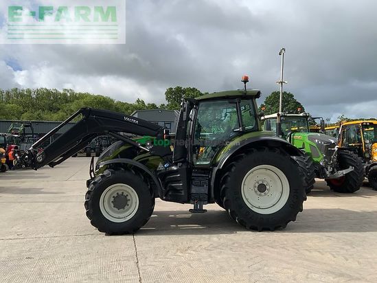 Tractor agrícola - Valtra - t155 active tractor (st26785)