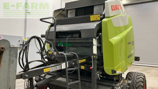 Empacadora gigant - Claas - Variant 485 RC