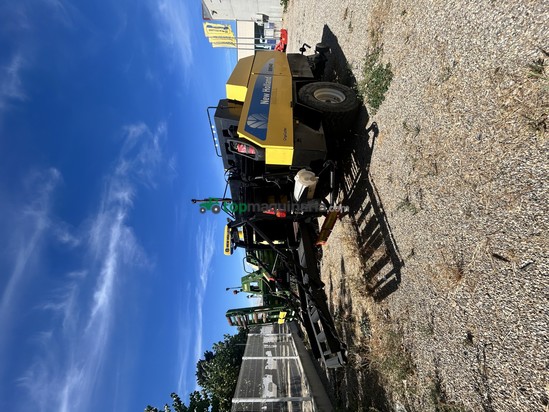 Empacadora gigante - New Holland - BB940