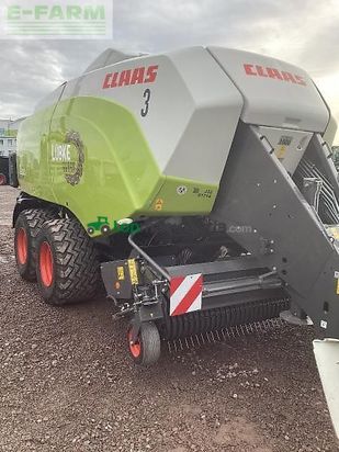 Empacadora gigant - Claas - quadrant 5300 fc t+st