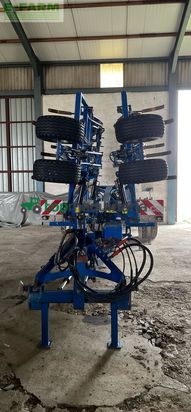 Cultivador -  - Vector 620