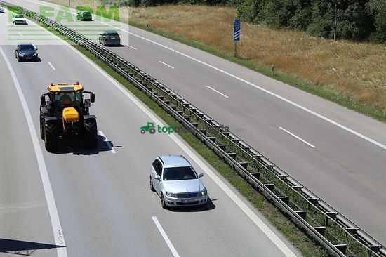 Tractor agrícola - JCB - fastrac 4220 v-tronic 65 km/h