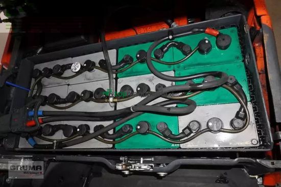 Elevadora - Linde - e 12 evo 386-02