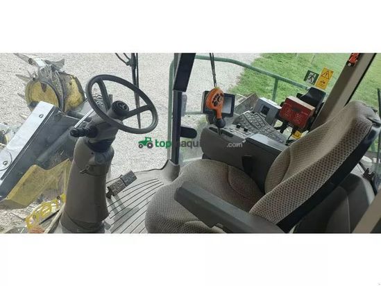 Cosechadora de Cereal - John Deere - 8600