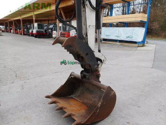 Excavadora - Bobcat - 341 d ( 5.300kg ) sw + schaufel + hydr. niederha