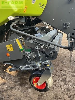 Empacadora gigant - Claas - quadrant 5300 evolution fc