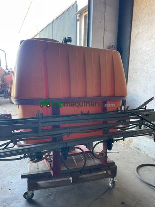 Pulverizador de 1000l con barras manuales