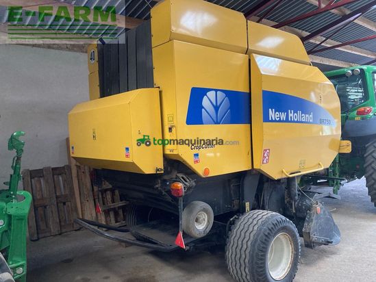Empacadora gigant - New Holland - BR 750 A