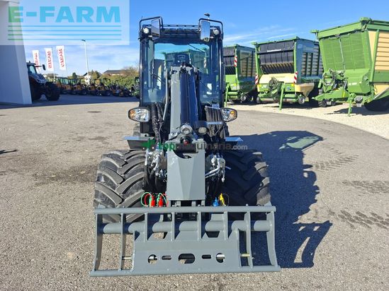 Minicargadora - Giant - g3500 tele kabine