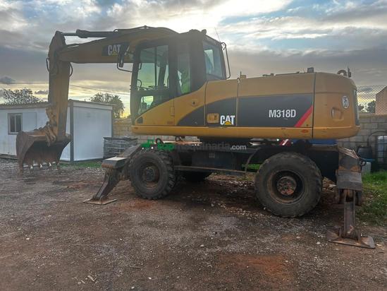 Excavadora -  CAT318D
