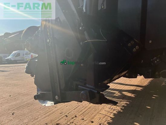 Empacadora gigant - New Holland - roll belt 150