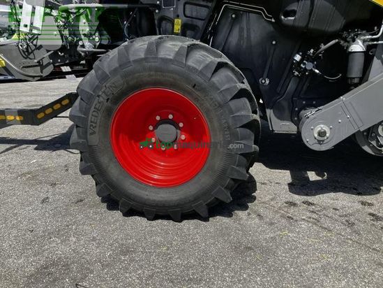 Cosechadora de Cereal - Claas - trion 740 tt mit v 770