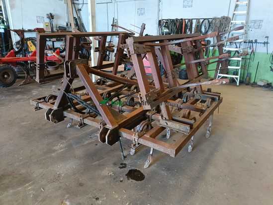 Cultivador de 4 filas de 4m hidráulico