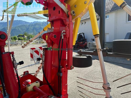 Rastrillo - Pöttinger - TOP 762 C