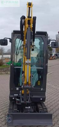 Excavadora - New Holland - e19d