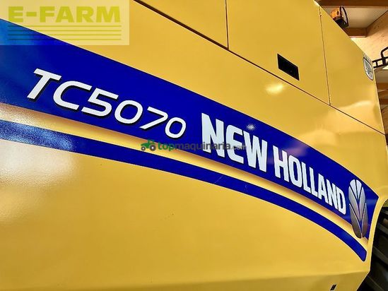 Cosechadora de Cereal - New Holland - tc 5070